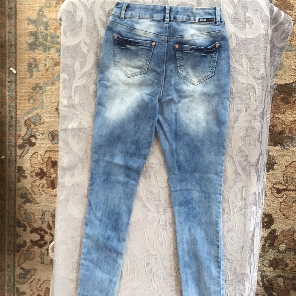 Jeans - Picture 2 of 5